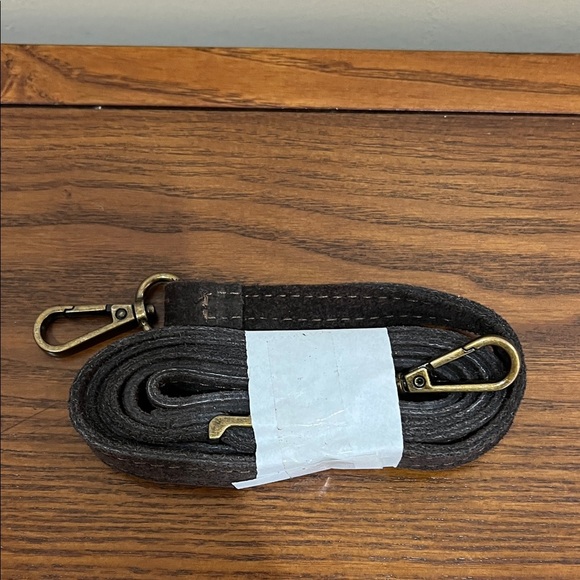 Marlon Firenze | Chocolate Leather Hobo Bag w/ Interchangeable Crossbody Strap - Picture 9 of 9